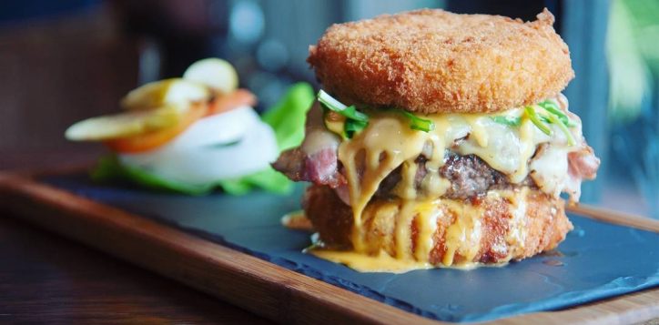 19955470_309228102869560_6220538552275435520_n-2