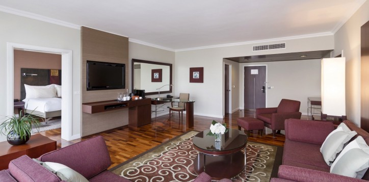 executive-suite-2-2-2-2