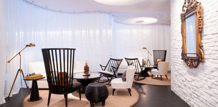 playground-on-mezzanine-seating-area-new-2