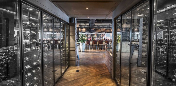 scarlett-3-by-lucas-2-2