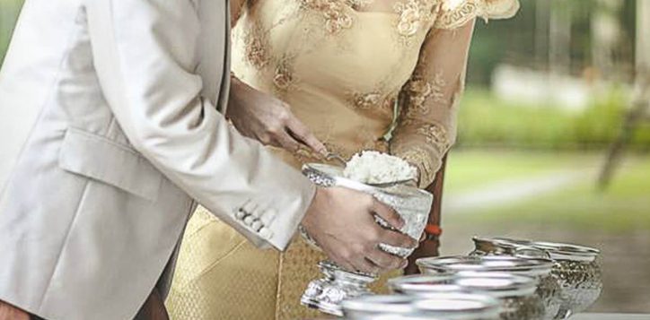 thai-wedding-custom-2