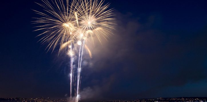 6824459-festival-background-2