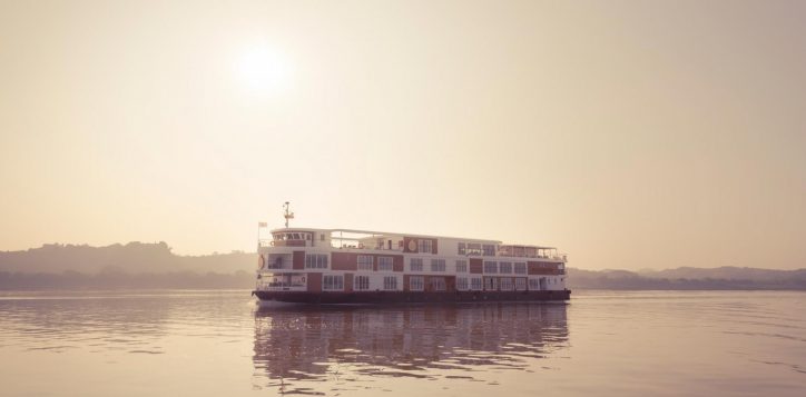 img-slide-strand-cruise-2