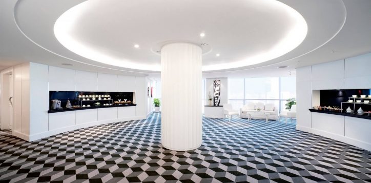 the-gallery-foyer-pullman-bangkok-2