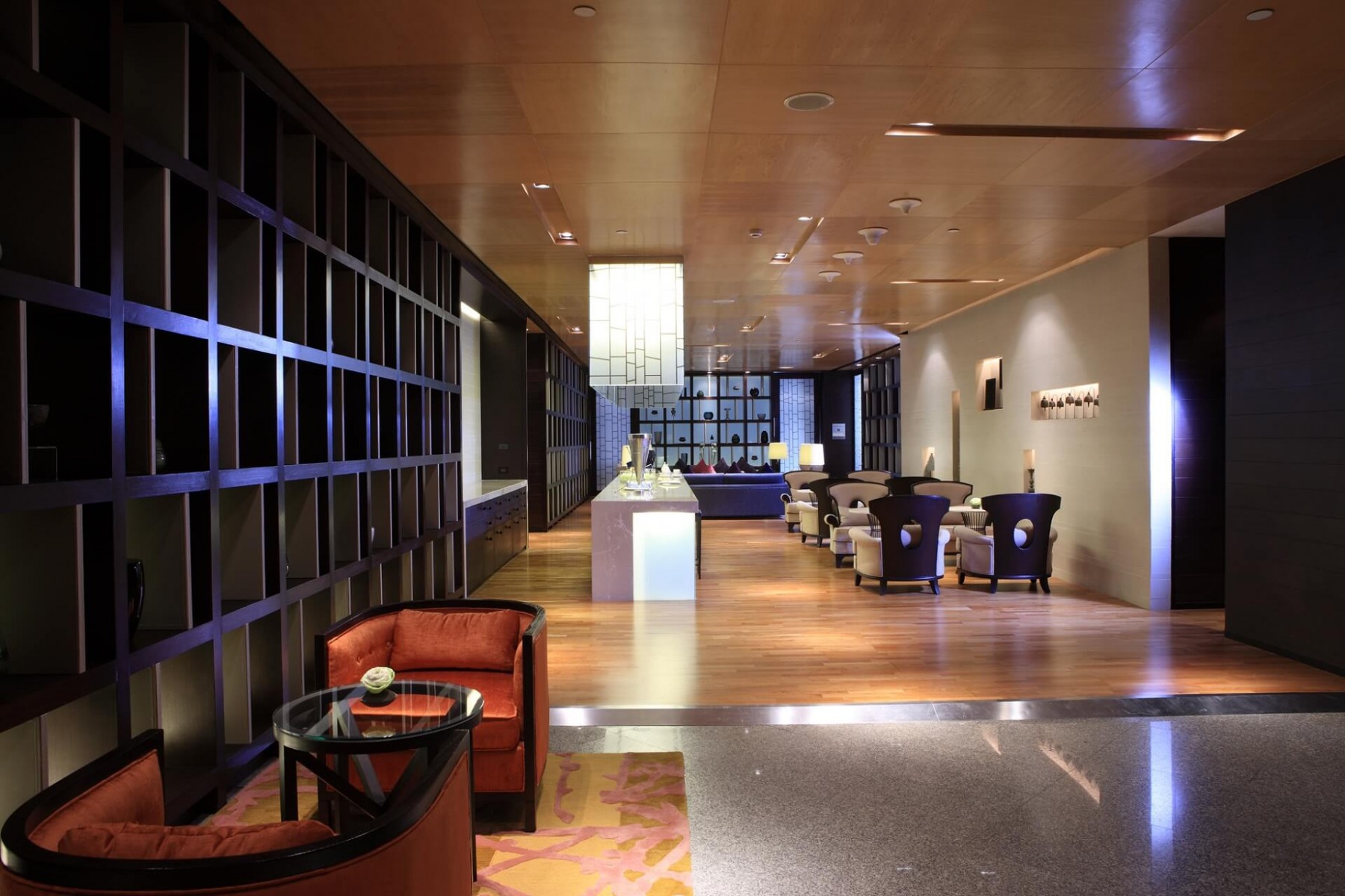 Pullman Bangkok Hotel G TheRetreatFoyerEntrancePullmanBangkok