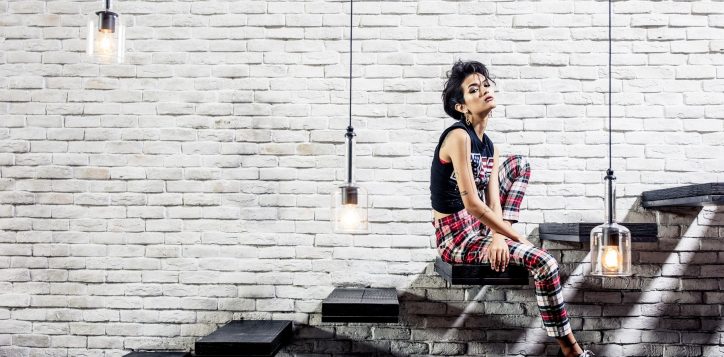 1-lobby-with-model-2