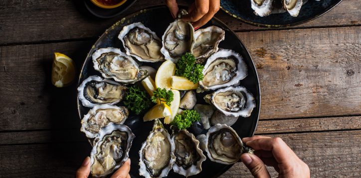 1-french-oysters-every-tuesday-at-scarlett